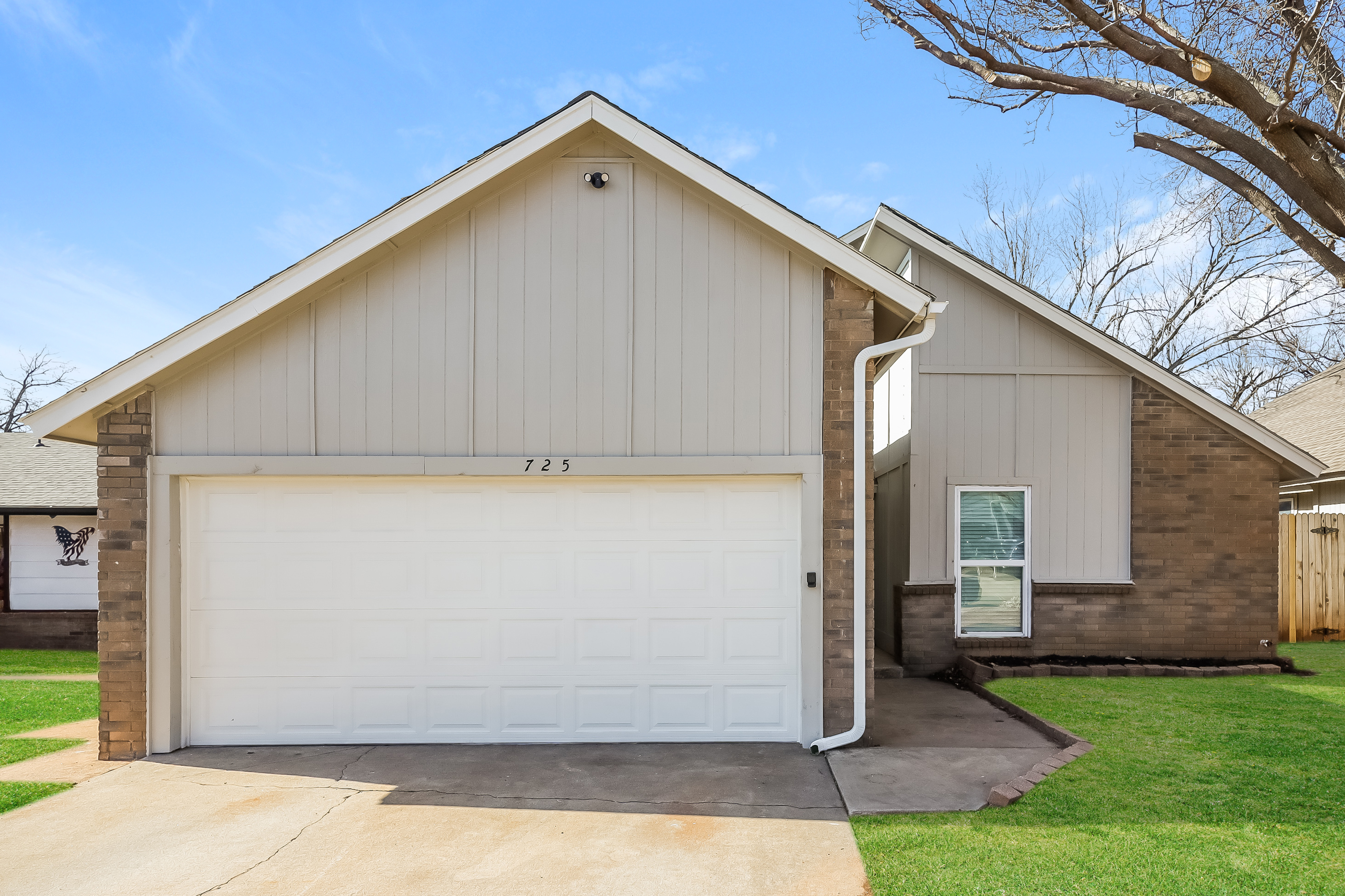 725 LAPWING RD EDMOND, OK 73003